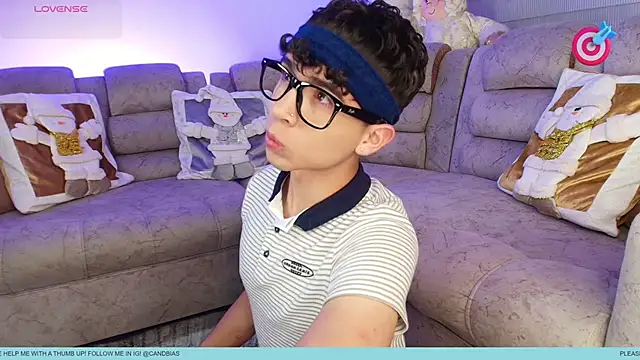 Niico Cruz online show from 3, 12, 2025