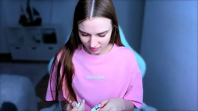 StellaLawless online show from 18, 10, 2025