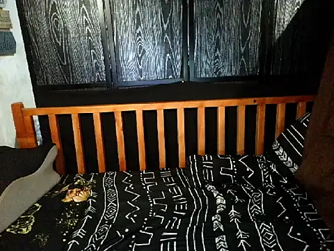 xcathyx online show from 12, 4, 2026