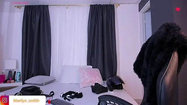 MarilynSmIith online show from 16, 9, 2025