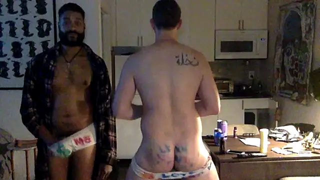 Snapshot of TheOnlyTwinTowers chatting on 16, 3, 2026 TheOnlyTwinTowers online show from 16, 3, 2026