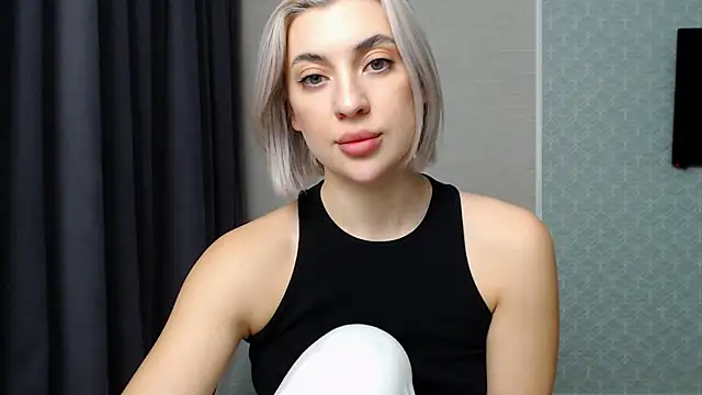 hot-sasha9 online show from 12, 12, 2024