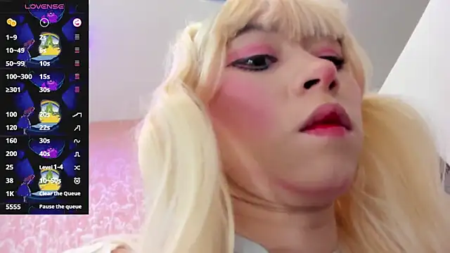 Snapshot of NEZUKO_MITSURI chatting on 27, 9, 2025 NEZUKO MITSURI online show from 27, 9, 2025