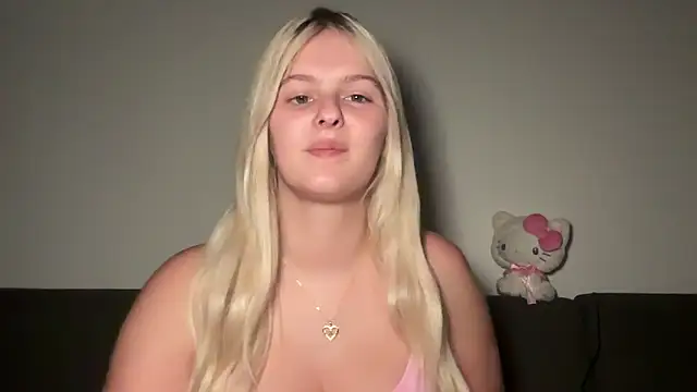 Snapshot of Allylove03 chatting on 23, 6, 2026 Allylove03 online show from 23, 6, 2026