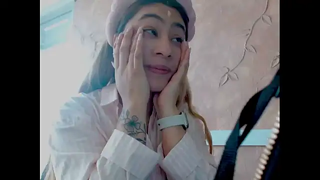 Miabonnett  online show from 1, 10, 2025