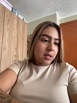 Miabonnett  online show from 4, 7, 2026