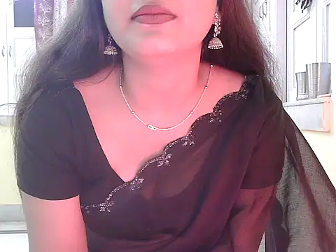 Snapshot of Model-Tanya chatting on 12, 11, 2025 Model-Tanya online show from 12, 11, 2025