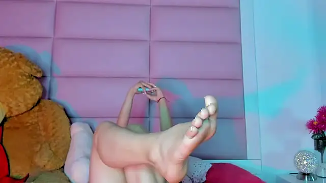 little-Emma online show from 6, 2, 2025