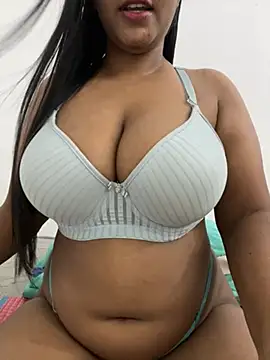 sweety yehara online show from 4, 4, 2026