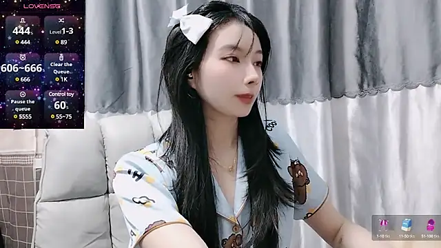 Snapshot of Nery_Asian chatting on 10, 2, 2025 Nery Asian online show from 10, 2, 2025