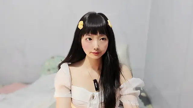 Snapshot of Nery_Asian chatting on 11, 9, 2025 Nery Asian online show from 11, 9, 2025