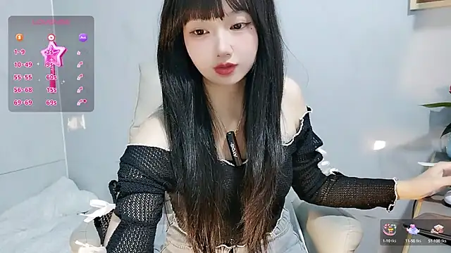 Snapshot of Nery_Asian chatting on 19, 9, 2025 Nery Asian online show from 19, 9, 2025