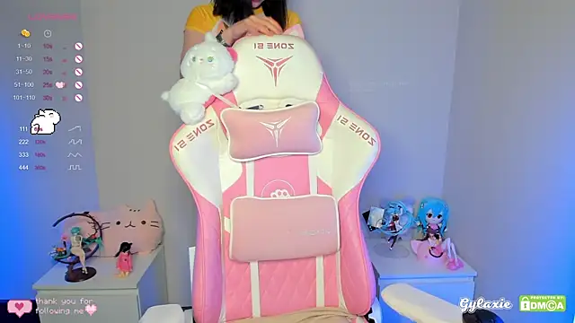 Snapshot of Gylaxie chatting on 6, 12, 2024 Gylaxie online show from 6, 12, 2024