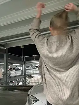 Snapshot of NickyGold_Official chatting on 21, 12, 2024 NickyGold Official online show from 21, 12, 2024