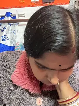 Beauty-queen online show from 1, 2, 2025