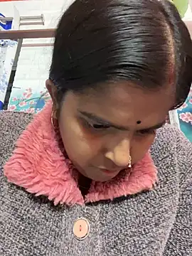 Beauty-queen online show from 14, 2, 2025