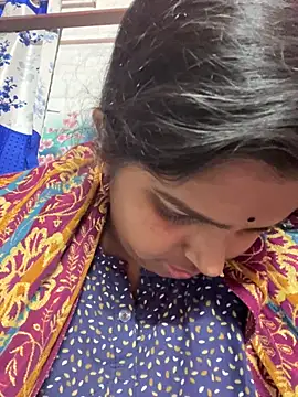 Beauty-queen online show from 8, 3, 2025