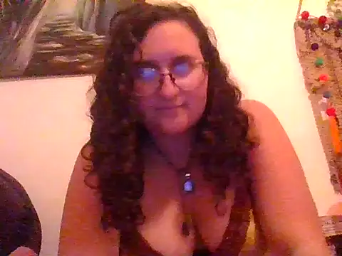 Snapshot of juicyrubies chatting on 15, 1, 2025 juicyrubies online show from 15, 1, 2025