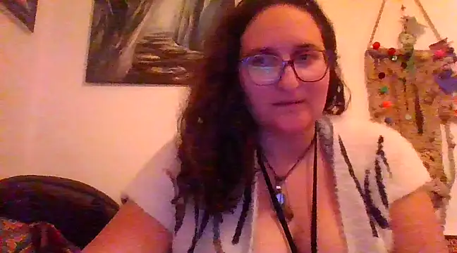 Snapshot of juicyrubies chatting on 21, 3, 2025 juicyrubies online show from 21, 3, 2025