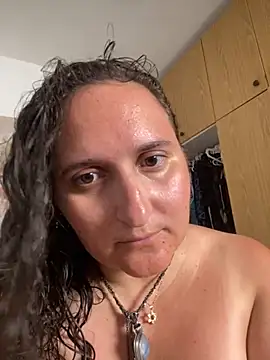 Snapshot of juicyrubies chatting on 22, 9, 2025 juicyrubies online show from 22, 9, 2025