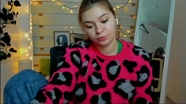 Josephine Kiss online show from 25, 2, 2026