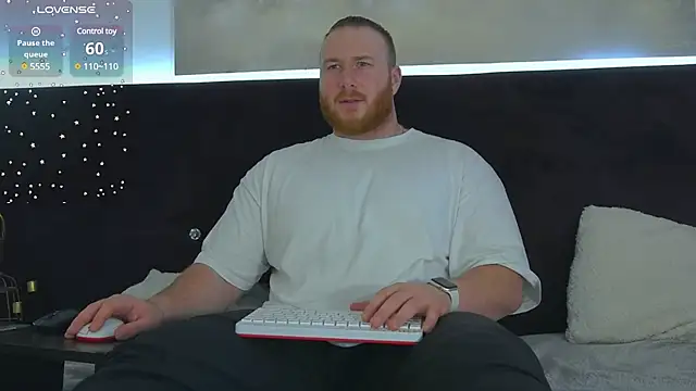 Snapshot of RoddyStill chatting on 30, 1, 2025 RoddyStill online show from 30, 1, 2025