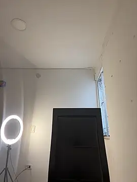 Snapshot of livgomez chatting on 25, 2, 2025 livgomez online show from 25, 2, 2025