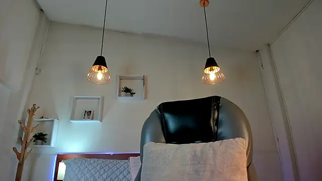 Jayden Jonnes online show from 18, 4, 2026