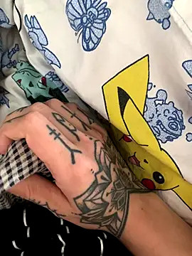 Snapshot of YoungDick25 chatting on 13, 11, 2025 YoungDick25 online show from 13, 11, 2025