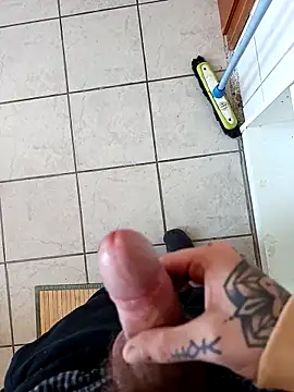 Snapshot of YoungDick25 chatting on 27, 2, 2026 YoungDick25 online show from 27, 2, 2026