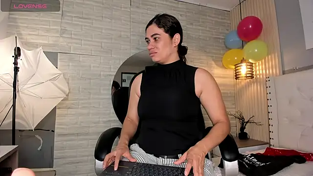 Snapshot of sussy__stone chatting on 15, 5, 2026 sussy stone online show from 15, 5, 2026