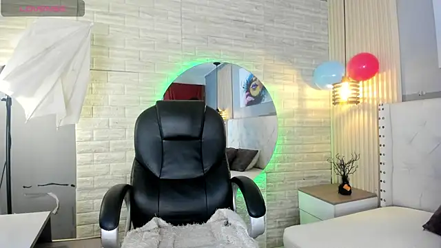 Snapshot of sussy__stone chatting on 29, 5, 2026 sussy stone online show from 29, 5, 2026