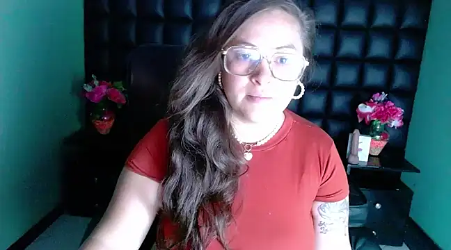 SaraThomso online show from 7, 12, 2024