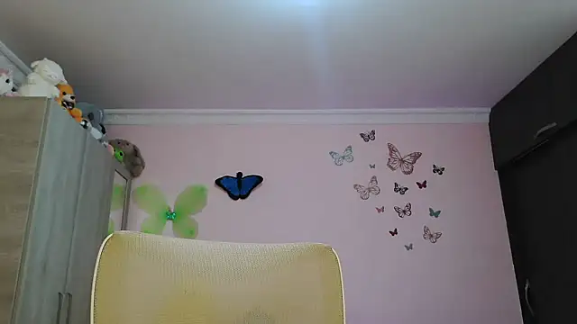 caroline jonson online show from 30, 10, 2025