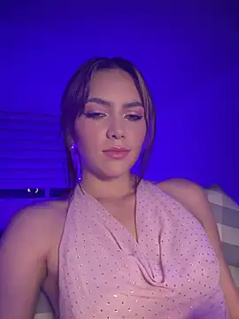 Lorraine Leon online show from 12, 2, 2026