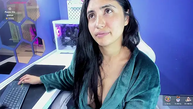 Danna 777  online show from 11, 11, 2025