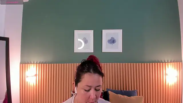 Snapshot of _anavictoria_ chatting on 22, 10, 2025 anavictoria online show from 22, 10, 2025