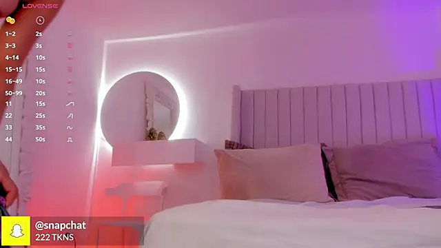 Shelynna azzul online show from 14, 9, 2025