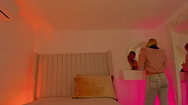 Shelynna azzul online show from 27, 3, 2026