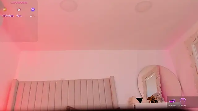 Snapshot of Shelynna_azzul chatting on 13, 5, 2026 Shelynna azzul online show from 13, 5, 2026