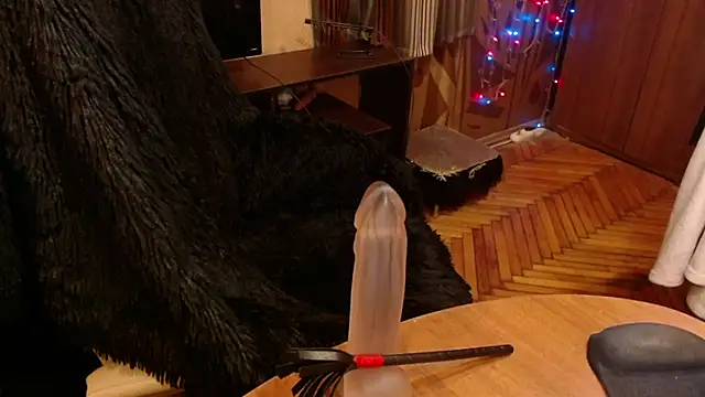 Miss Tress online show from 6, 3, 2025