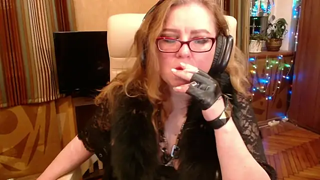 Miss Tress online show from 10, 4, 2026