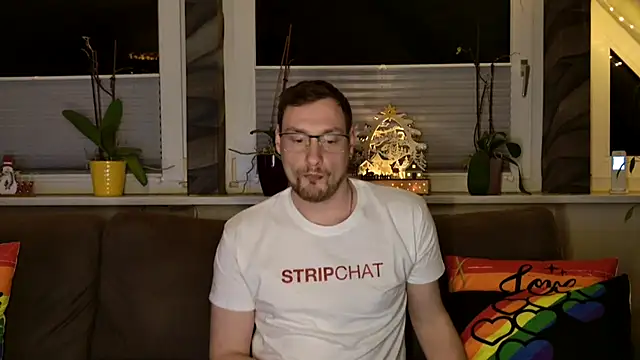 Snapshot of Relsxboy chatting on 3, 12, 2024 Relsxboy online show from 3, 12, 2024