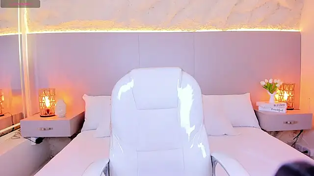 JessyEvans online show from 11, 4, 2026