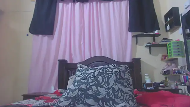 Karina Molina online show from 9, 12, 2024