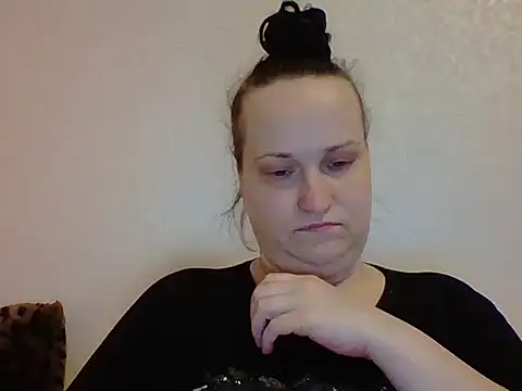  squirty cum lady  online show from 17, 3, 2025