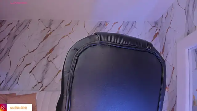 AllyJensen online show from 18, 2, 2025