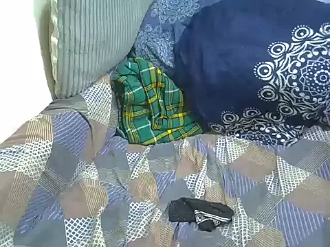 Snapshot of skinnysexynaughty chatting on 23, 2, 2026 skinnysexynaughty online show from 23, 2, 2026