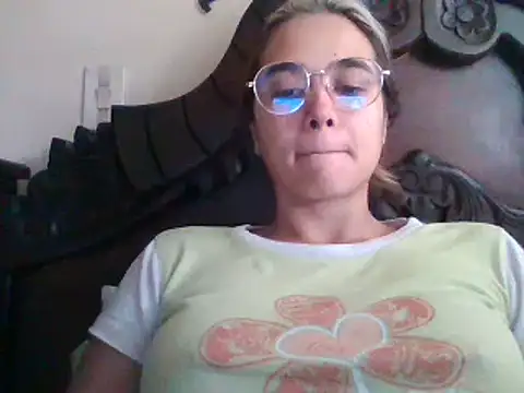 trianabell online show from 17, 2, 2025