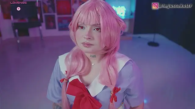 Snapshot of sensualkattt chatting on 26, 10, 2025 sensualkattt online show from 26, 10, 2025